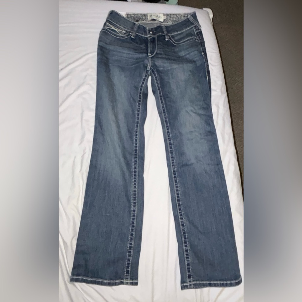 29 short bootcut jeans Ariat New never used